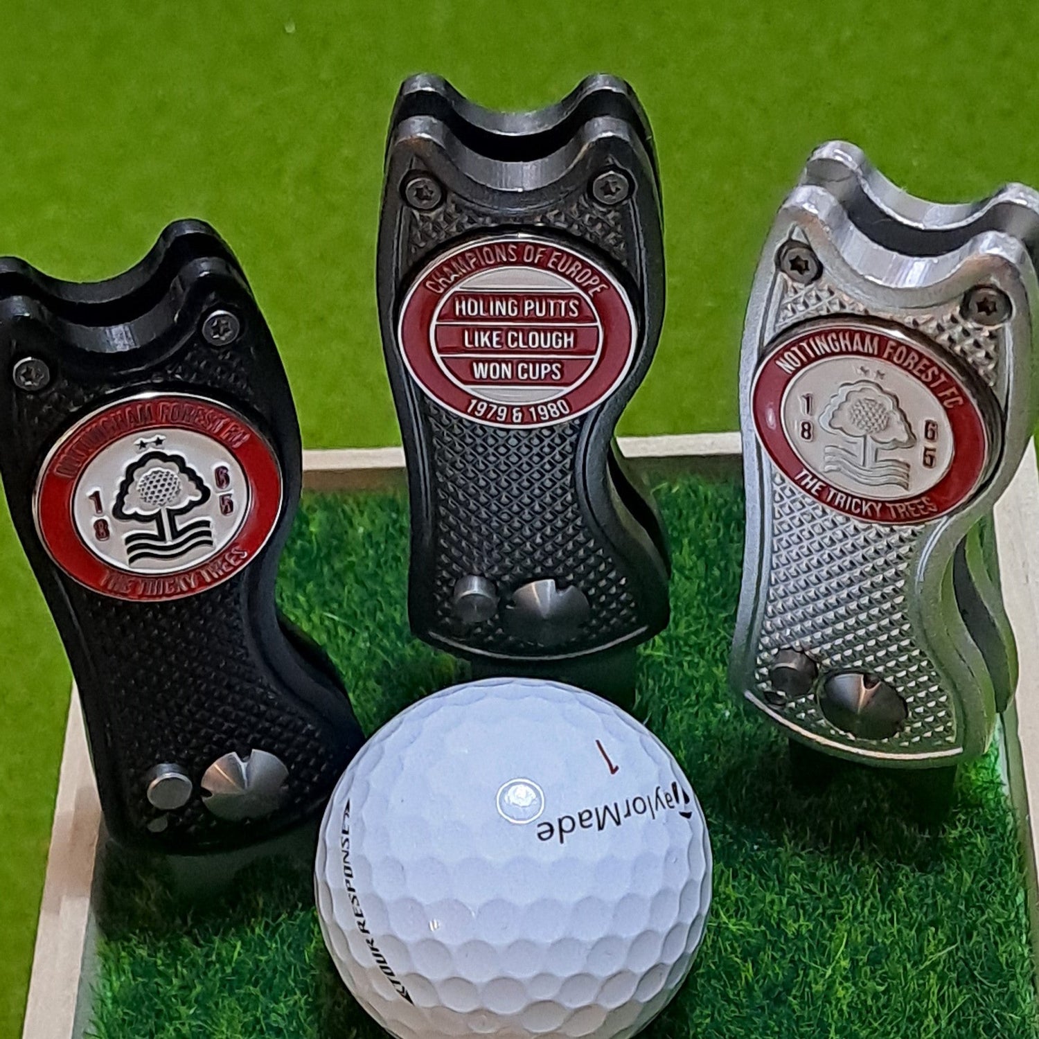 Nottingham Forest Golf Ball Markers