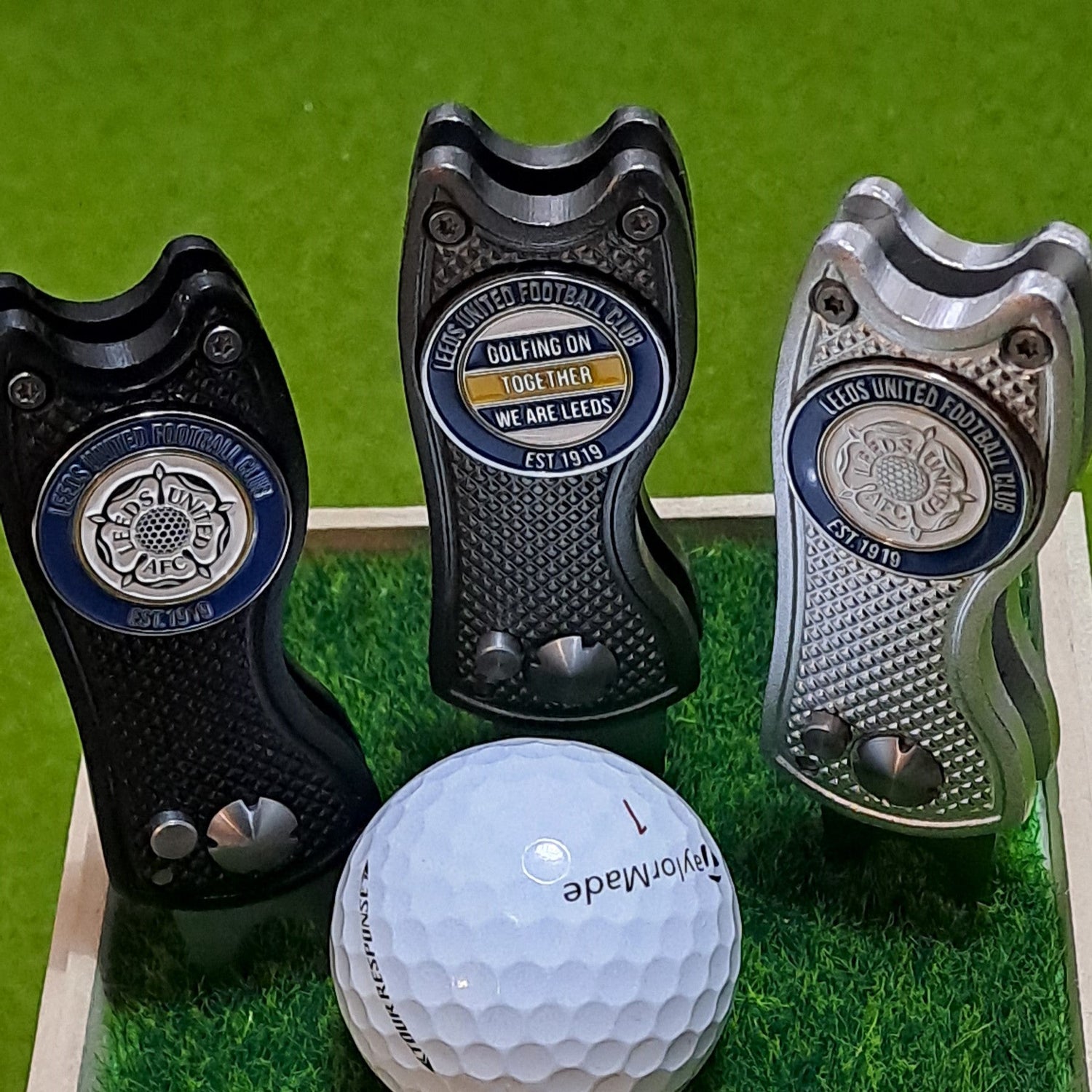 Leeds United Themed Golf Ball Marker