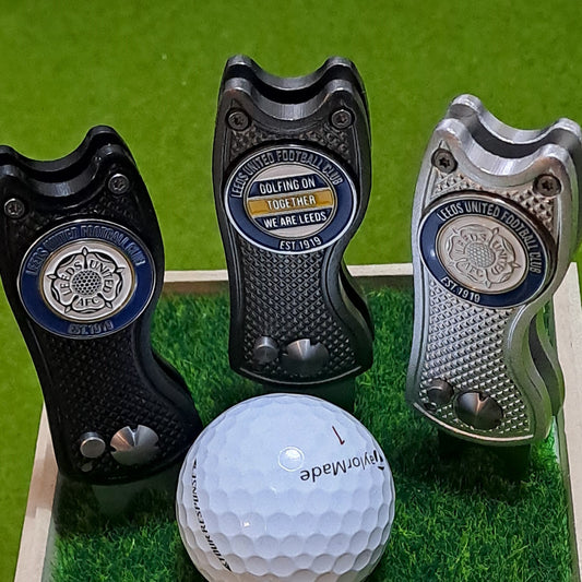 Leeds United Golf Ball Marker with Pitch Mark Tool