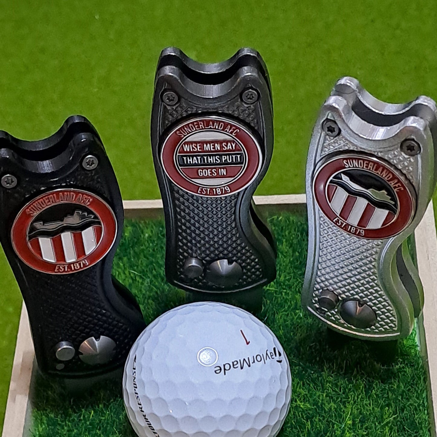 Sunderland Metal Golf Ball Marker with Pitch Mark Tool