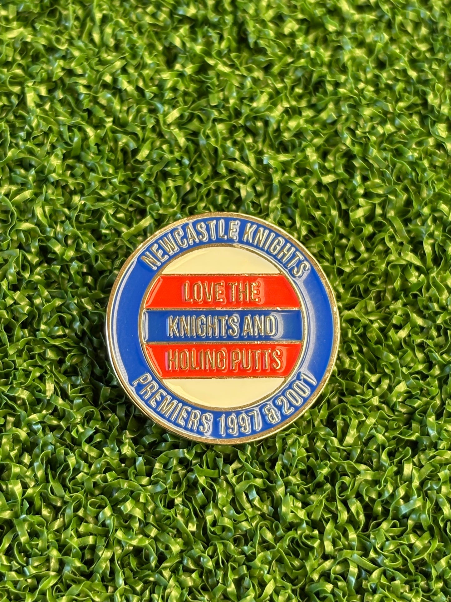 Newcastle Knights Metal Golf Ball Marker | Perfect Golf Gift  | NRL | Christmas Golf Gifts